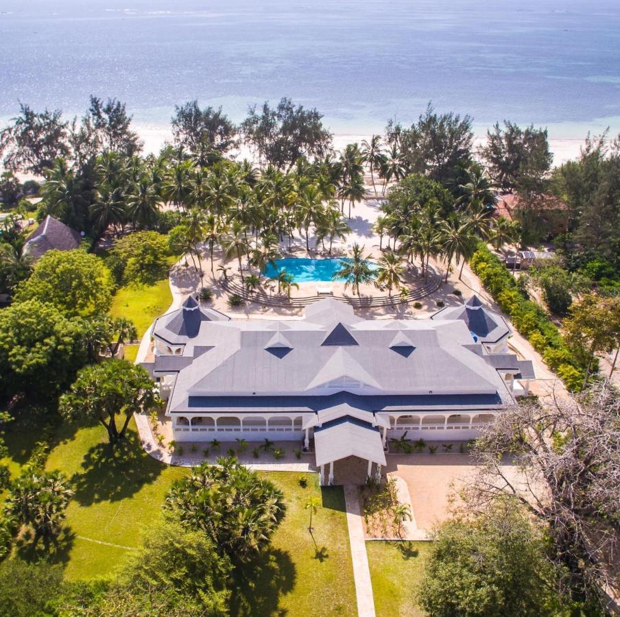 Zumzum Beach House Kinondo Exterior photo