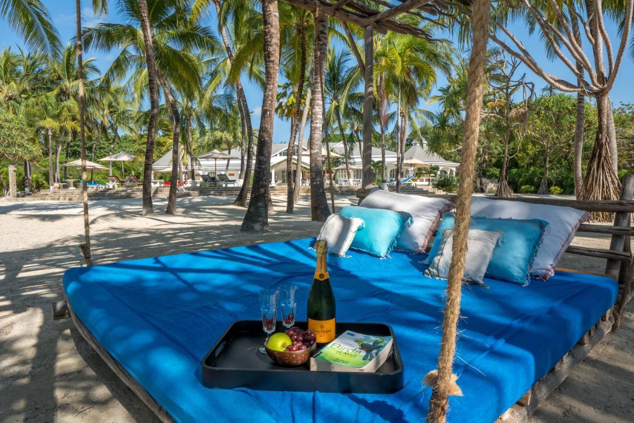 Zumzum Beach House Kinondo Exterior photo
